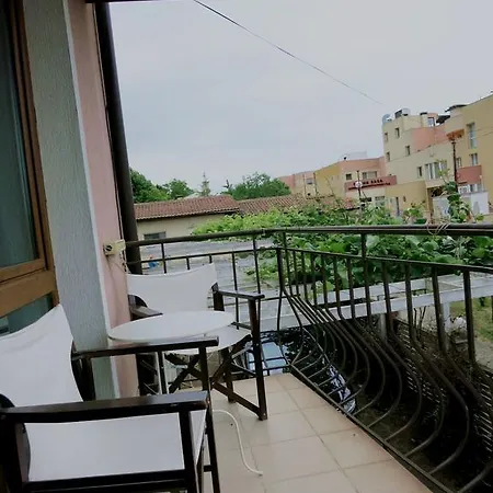 Tarfa 酒店 洛泽内茨